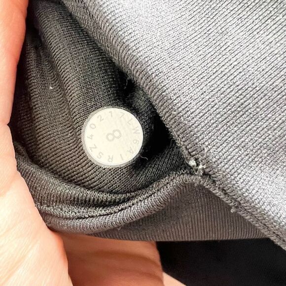 Lululemon Legging Womens 8 Ornate Eyelet Yoga Workout Crop Luxtreme Black - Picture 11 of 16